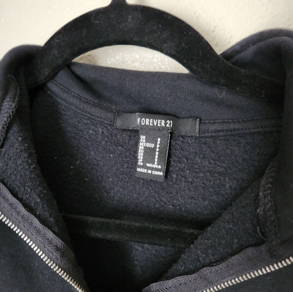 Black & Grey Crop Top Bundle - Forever 21, Shein, & Hot Topic - Picture 3 of 15